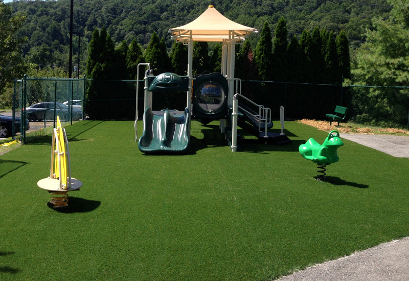 Synthetic Turf – Trassig The Playground People