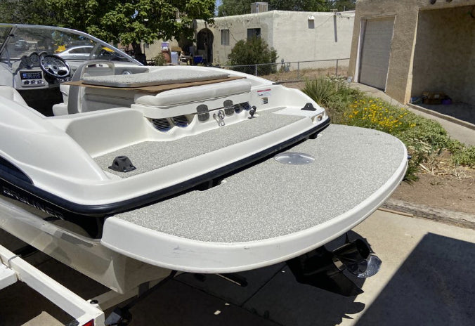 Benefits of rubberizing your boat deck